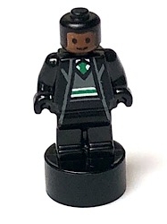 Slytherin Student Statuette / Trophy #2, Reddish Brown Face