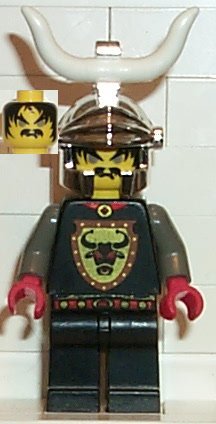 Knights Kingdom I - Cedric the Bull (Robber Chief), Chrome Silver Dragon Helmet, Horns
