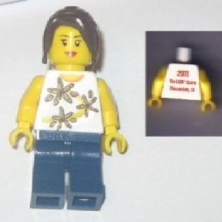 LEGO Brand Store Female, Yellow Flowers - Pleasanton, CA