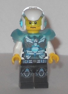 Agent Max Burns - Helmet and Armor, White Arms